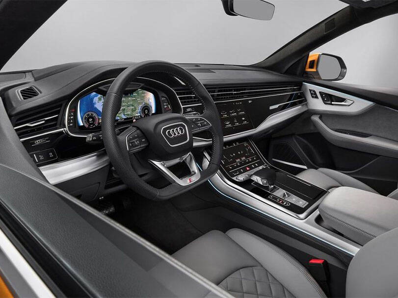 أودي كيو ٨ 2025 Interior 