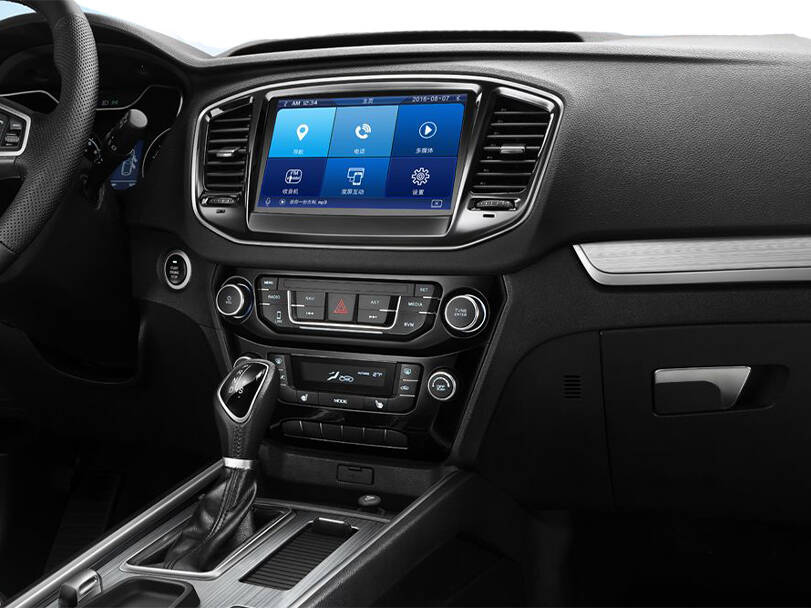 جيلي إمجراند إكس ٧ Interior 