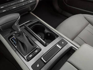 جينيسيس G80 الداخلية 