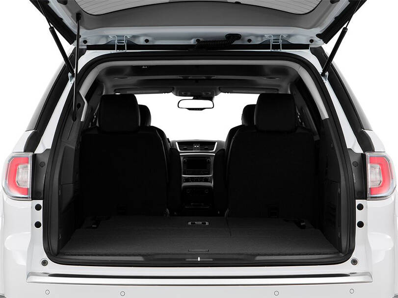جي إم سي أكاديا Interior 