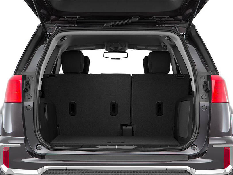 جي إم سي تيرين Interior 