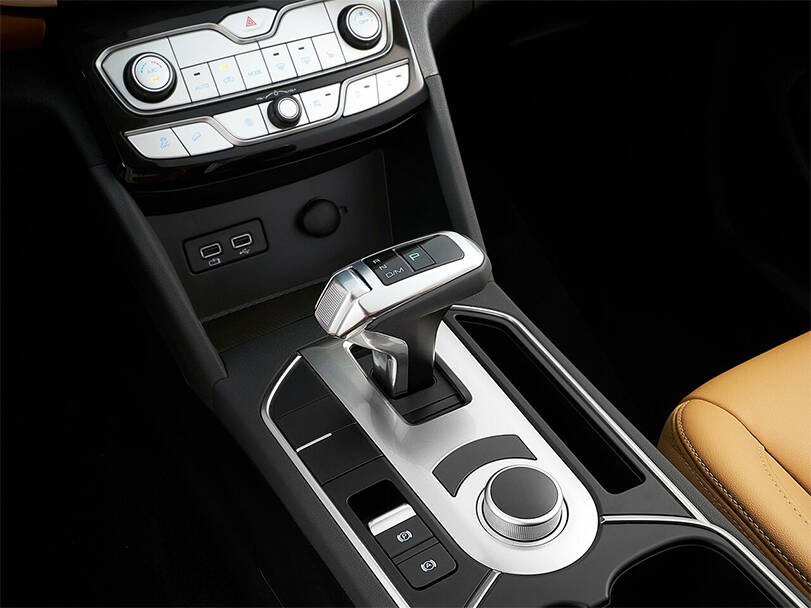 جريت وول بوير 2025 Interior 