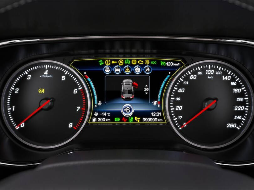 هونغتشي إتش ٥ Interior 