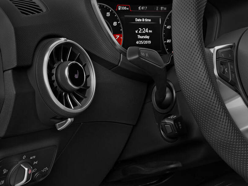 Audi TT Interior 