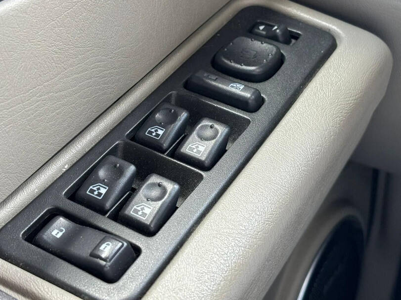 هامر إتش ٢ Interior 