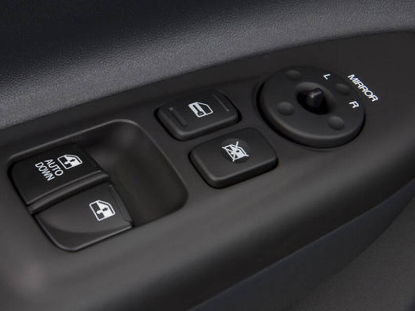 Hyundai Accent 3rd Generation Interior 