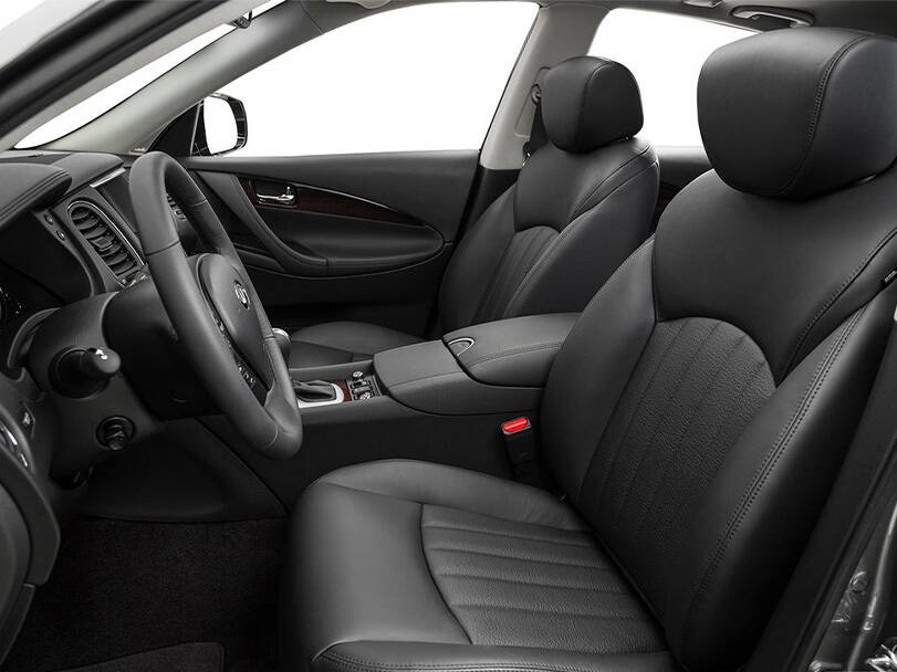 إنفينيتي كيو إكس ٥٠ الجيل الأول (J50) Interior 