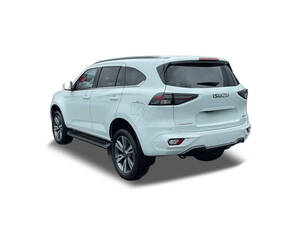 Isuzu MU-X Exterior 