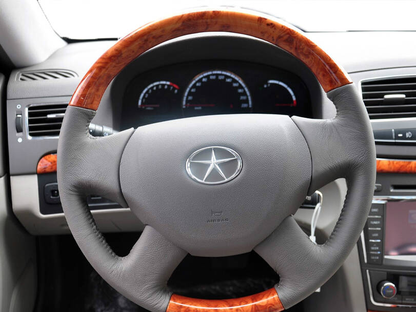 جاك جي ٧ Interior 