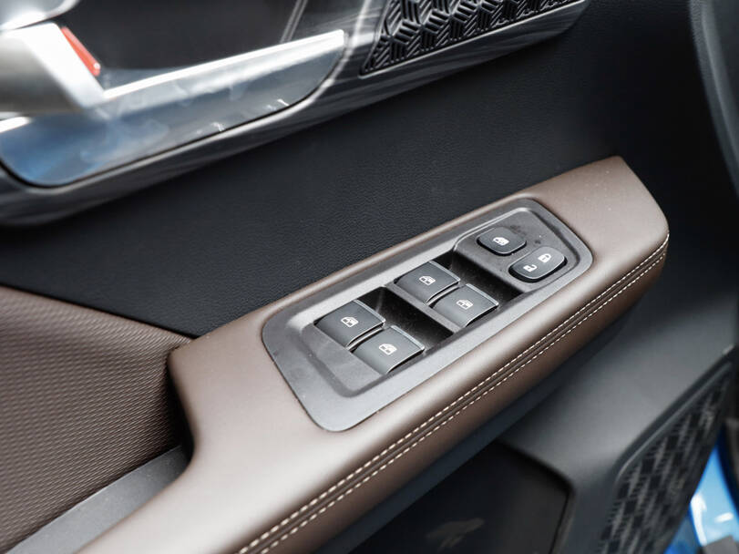جاك تي ٨ 2025 Interior 