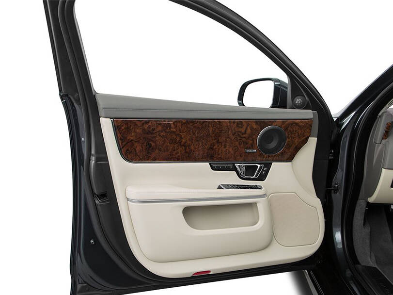 Jaguar XJ Interior 