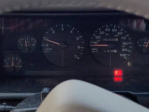 Jeep Grand Wagoneer Interior 